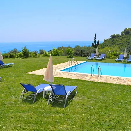 Escape, Swimming Pool - Apartment Pelekas
